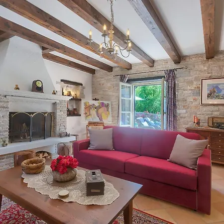 Barbarella Villa Tinjan