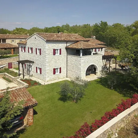 Barbarella Villa Tinjan