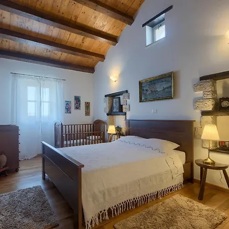 Barbarella Villa Tinjan