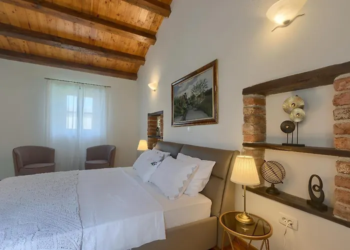 Barbarella 别墅 Tinjan