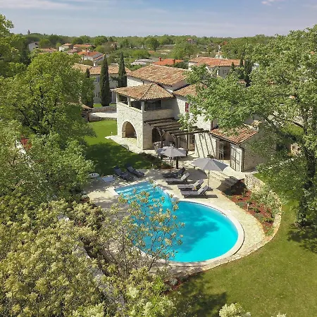 Barbarella Villa *