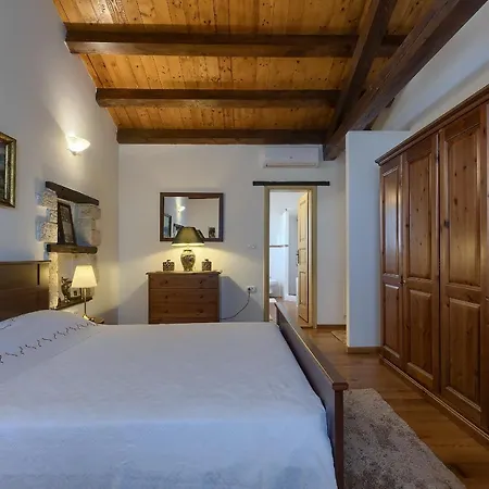 Barbarella Villa *